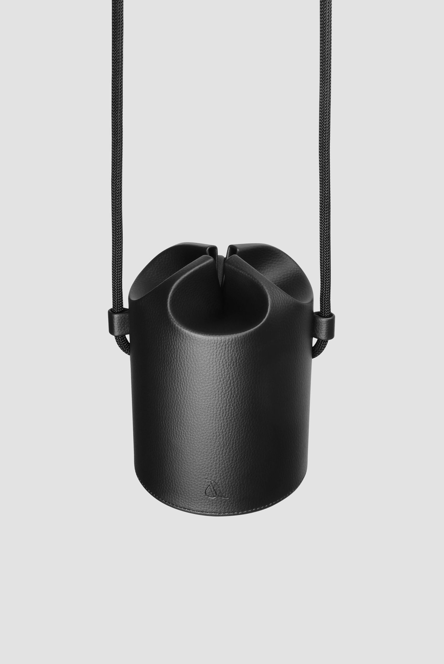 摺紙皮包,BLOSSOM,圓筒包,素食皮革,環保,輕量化,Origami,Origami Leather Bag